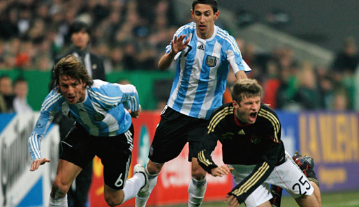 Am 3. März war das in München gegen Argentinien. Ein gewisser Thomas Müller hatte auch sein erstes Mal - und das tut bekanntlich...