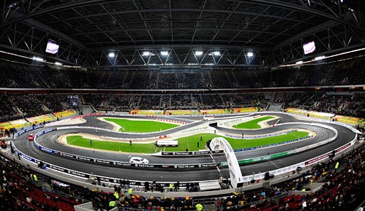 Die Düsseldorfer Esprit-Arena ist Schauplatz des "Race of Champions"-Spektakels