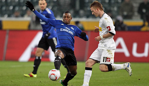 Eljero Elia (l.) hatte das Vertrauen von HSV-Coach Armin Veh erhalten und rechtfertigte es mit seinem Führungstreffer zum 1:0