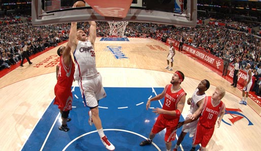 Aus dem Weg, hier kommt Blake Griffin! Der Rookie vom NBA-Klub L.A. Clippers attackiert die Korbanlage im heimischen Staples Center
