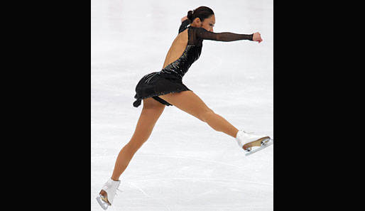 Ein schöner Rücken kann auch entzücken: Miki Ando zeigt uns ihre schönste Seite! Hier in Aktion bei den Japan Figure Skating Championships 2010 in Nagano