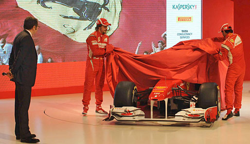 Vorhang auf für den neuen Ferrari, mit dem die Scuderia wieder den WM-Titel gewinnen will