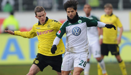 Wolfsburgs Spielmacher Diego war bei Sven Bender bestens aufgehoben. Der Brasilianer konnte dem schwachen Offensivspiel seiner Mannschaft keine Impulse geben