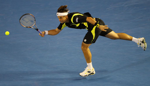 TAG 10: Ferrer spielte eines der besten Matches seiner Karriere: In einem rein spanischen Duell schlug er Rafael Nadal mit 6:4, 6:2 und 6:3