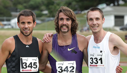 Das sind Brendon Bethke (l.), Nick Willis (r.) und in der Mitte der unschlagbare 70er-Jahre-Export-Sportler Will Leer nach dem Christchurch Fundraising in Neuseeland