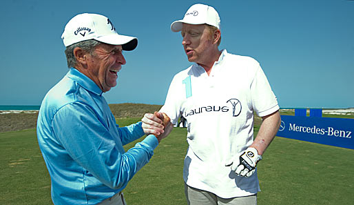 Tipps für ein besseres Spiel bekam Boris Becker von Golferlegende Gary Player (l.)