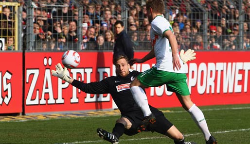 Wenige Minuten zuvor hatte Florian Trinks bereits die Führung für Werder auf dem Fuß gehabt. Doch sein Heber ging neben das Tor