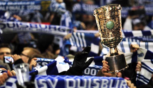 Duisburgs Fans können die Reise nach Berlin buchen und haben zumindest die Papp-Version des Pokals schon sicher, aber jetzt wollen sie auch die Sensation schaffen