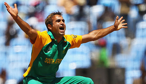 Das kann doch nicht wahr sein: Südafrikas Imran Tahir verzweifelt beim Cricket-Weltcup-Match gegen England