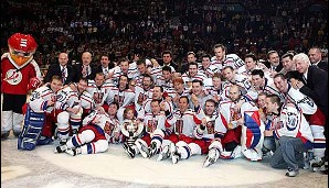 Verhinderten 2005 in Wien den dritten kanadischen Titel in Folge: Tschechiens Eishockey-Team (3:0 im Finale gg. Kanada)