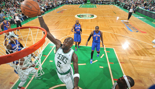 Laut "ESPN Magazine" zahlen die Boston Celtics ihren Spielern durchschnittlich 5.236.922 Dollar Gehalt pro Jahr (ohne Boni). Das ist Platz 15 in der "Weltrangliste"