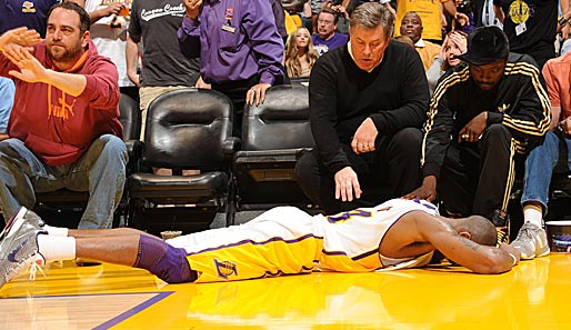 Das war nichts: Kobe Bryant verlor mit seinen Los Angeles Lakers das erste Spiel der NBA-Playoff-Serie zuhause gegen die New Orleans Hornets