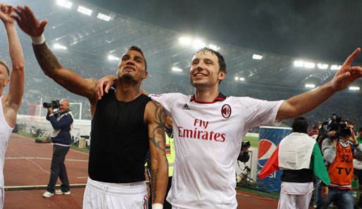 Freude pur auch bei der "deutschen" Milan-Fraktion: Kevin-Prince Boateng (l.) und Mark van Bommel