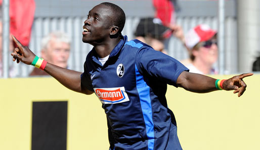 Platz 2: Papiss Demba Cisse traf in 32 Spielen 22-mal für den SC Freiburg. Dazu bereitete der Senegalese noch drei Tore vor
