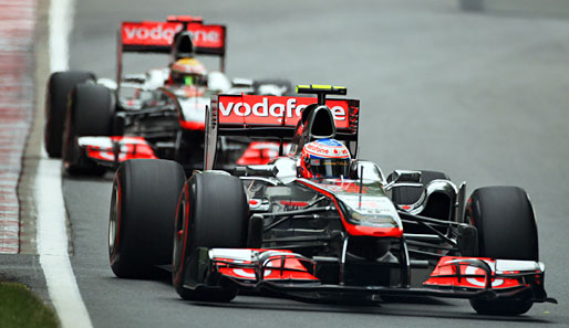 Das McLaren-Duo blieb hinter den Erwartungen zurück. Nur die Startplätze fünf und sieben für Lewis Hamilton (hinten) und Jenson Button