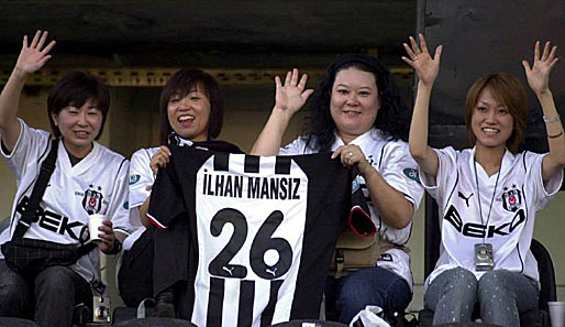 Frauenschwarm Mansiz hat Fans auf der ganzen Welt - Es grüßt der weibliche Fanklub aus Asien!