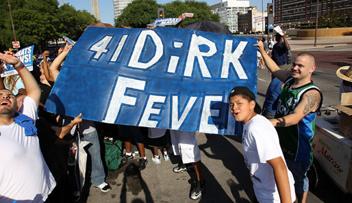 Die Championship Parade in Dallas: 250.000 Fans kamen, um Dirk Nowitzki und die Mavs zuzujubeln