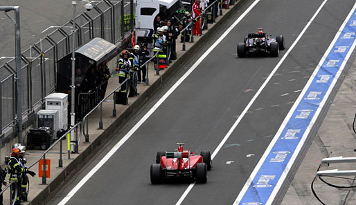Die wichtigste Situation im Rennen von Sebastian Vettel: Der Heppenheimer zog in der letzten Runde in der Boxengasse noch an Felipe Massa vorbei
