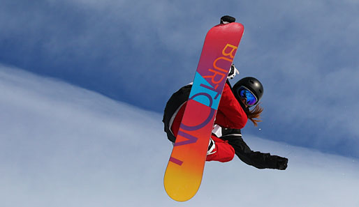 Das Big Air Event bei den Neuseeland Winter Games eignet sich prima, um ein bisschen Werbung für den Snowboard-Hersteller zu machen, weiß auch Shelly Gotlieb
