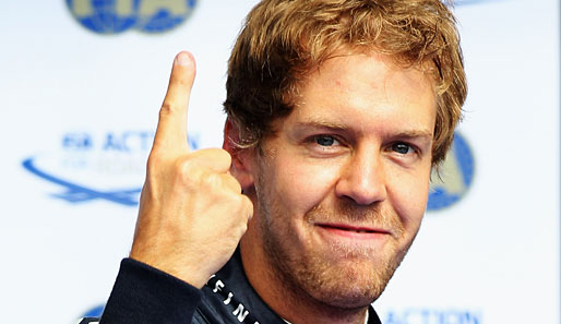 Aber auch Hamilton konnte nicht verhindern, dass Sebastian Vettel seinen berühmten Finger zeigen konnte. Er holte seine 24. Pole-Position