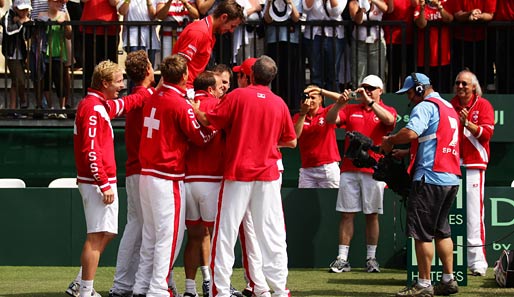 Nicht Roger Federer, sondern Stanislas Wawrinka (o.) war der Matchwinner in der Davis-Cup-Relegation der Schweizer in Australien