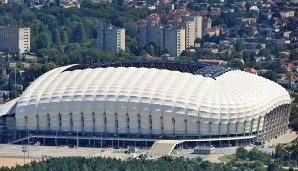 Das EM-Stadion in Posen wurde als erstes Stadion eingeweiht. Ein schönes Schmuckkästchen ist es geworden. Dreimal rollt hier während der EM der Ball