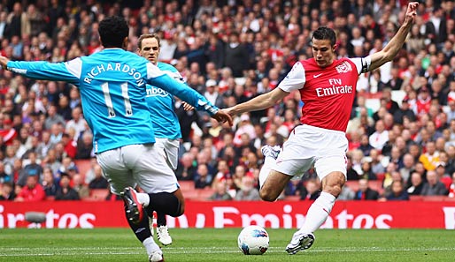 Rang 1: Robin van Persie (r.) vom FC Arsenal (30 Tore)