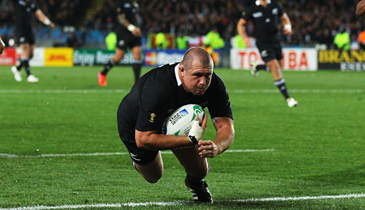 Tony Woodcock von den All Blacks hatte die Ehre, die ersten Punkte im Rugby-Finale gegen Frankreich zu erzielen. Am Ende gewann Neuseeland mit 8:7