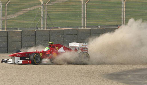 Wenige Sekunden vor Ende des Qualifyings zum Indien-GP fand sich Felipe Massa plötzlich neben der Strecke wieder