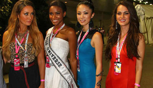 Best of Gridgirls 2011: Das sind die heißesten Schönheiten der vergangenen Formel-1-Saison