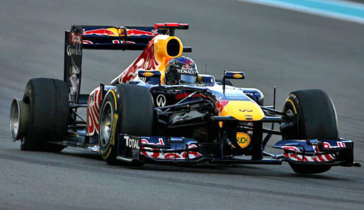 ABU DHABI-GP: Ausgerechnet an der Stätte es WM-Triumphes von 2010 riss die Serie von Sebastian Vettel. Er schied mit Reifenschaden in der ersten Runde aus