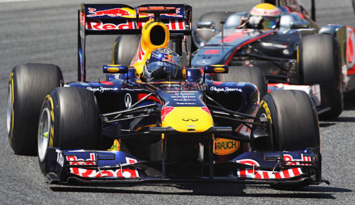 SPANIEN-GP: Die nächste ganz enge Kiste zwischen Sebastian Vettel und Lewis Hamilton. Wenige Runden vor Schluss hatte der McLaren-Pilot aufgeschlossen