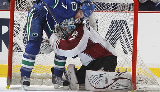 Colorado-Avalanche-Goalie Semyon Varlamov hat Ryan Kesler von den Vancouver Canucks liebgewonnen