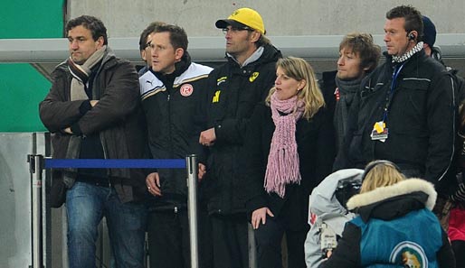 BVB-Coach Jürgen Klopp sollte in der 120. Minute noch wegen Meckerns auf die Tribüne - da war aber kaum Platz, also blieb Klopp im Innenraum