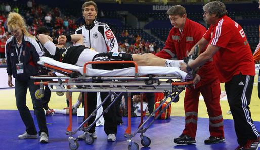 Kurz vor Schluss der Schock für Deutschland: Michael Haaß verletzte sich schwer am Knöchel