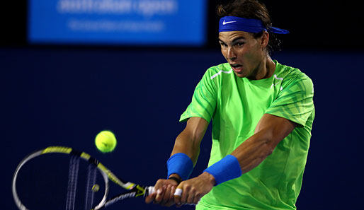 Federers Gegner im Halbfinale ist Rafael Nadal, der den Tschechen Tomas Berdych in vier Sätzen bezwang