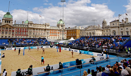 ...wird aus dem Platz am früheren Hauptquartier der britischen Armee, der Schauplatz des olympischen Beachvolleyball-Turniers