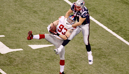 Gronkowski sollte einmal der Mann für ein Big Play der Patriots sein, doch der Pass von Brady in seine Richtung wurde von Chase Blackburn intercepted