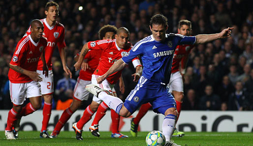 Chelsea - Benfica Lissabon 2:1: Frank Lampard brachte Chelsea früh auf die Siegerstraße. In der 21. Minute verwandelte er einen umstrittenen Foul-Elfmeter