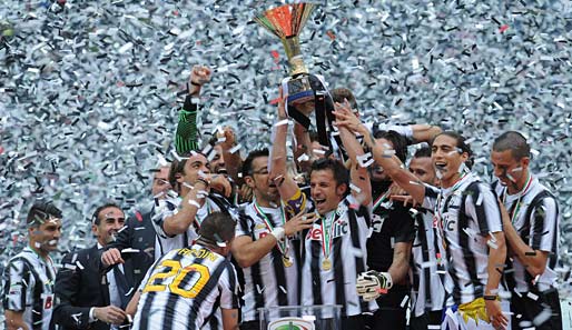 MEISTER: Juventus Turin holte sich den offiziell 28. Scudetto der Vereinsgeschichte, der letzte für Alessandro del Piero (M.)