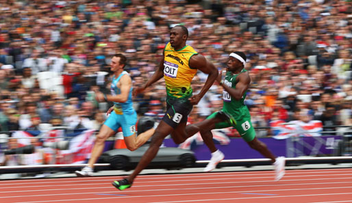 Anschauungsunterricht in Sachen Kurvenlauf. Usain Bolt gewann seinen Vorlauf überlegen - es gab schon größere Überraschungen