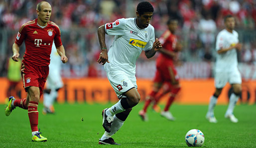 Dante (M.) selbst soll in der kommenden Saison bei den Bayern den Laden dicht halten. 4,7 Millionen Euro ist er den Münchnern wert. Der 28-Jährige unterschreibt bis 2016