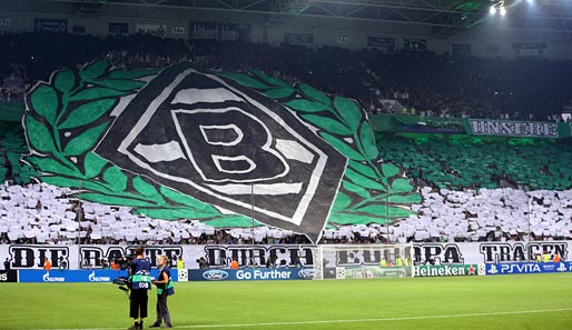 Endlich wieder in Europa! Der Borussia-Park feierte schon vor dem Spiel mit einer großen Choreografie