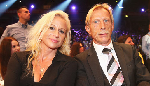 Bitte Lächeln! Christoph Daum mit seiner Ehefrau Angelika