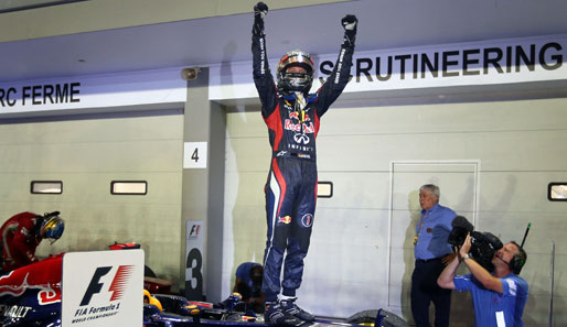 "We did it!" Sebastian Vettel sicherte sich in einem turbulenten Rennen seinen zweiten Saisonsieg