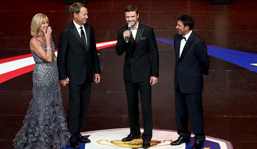 Moderator Justin Timberlake mit den beiden Captains: Davis Love III und Jose Maria Olazabal