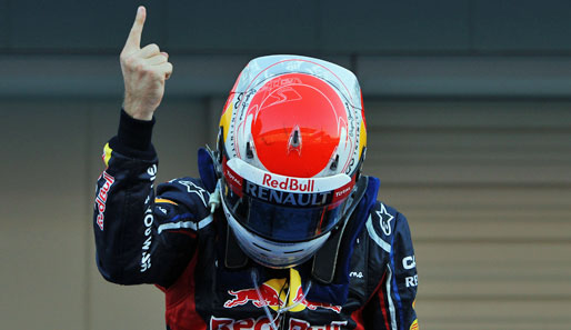 Am Ende bekamen die Zuschauer den Vettel-Finger zu sehen. Der Weltmeister fuhr einen ungefährdeten Sieg nach Hause...