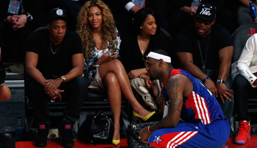 Die Faszination LeBron James hat inzwischen offenbar auch Jay-Z (l.) gepackt