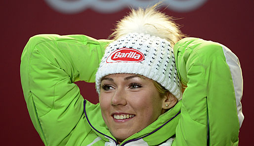 Tag 11: Selbst bei der Medaillenvergabe konnte sie ihr Glück noch nicht fassen - Gold für die US-Amerikanerin Mikaela Shiffrin im Slalom