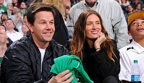 Nicht erst seit "The Departed" sind Mark Wahlberg und seine Ehefrau Rhea Durham eingefleischte Fans der Celtics
